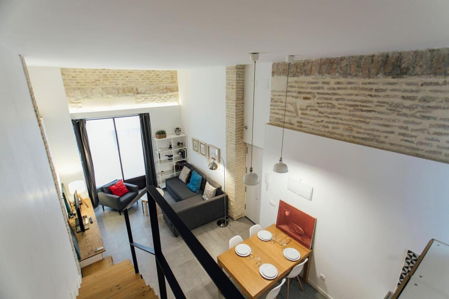 Amplio Apartamento De Diseno Precioso De Estilo Sevillano En Pleno Centro Eksteriør billede