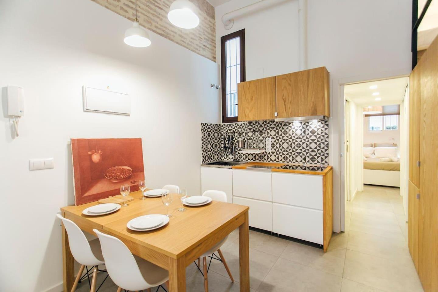Amplio Apartamento De Diseno Precioso De Estilo Sevillano En Pleno Centro Eksteriør billede